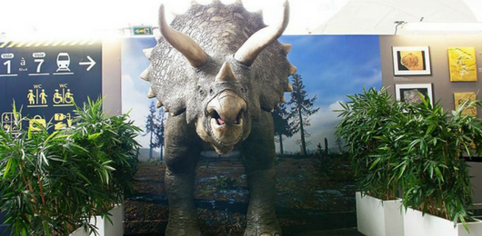 PR Triceratops Causes a Stir in Paris