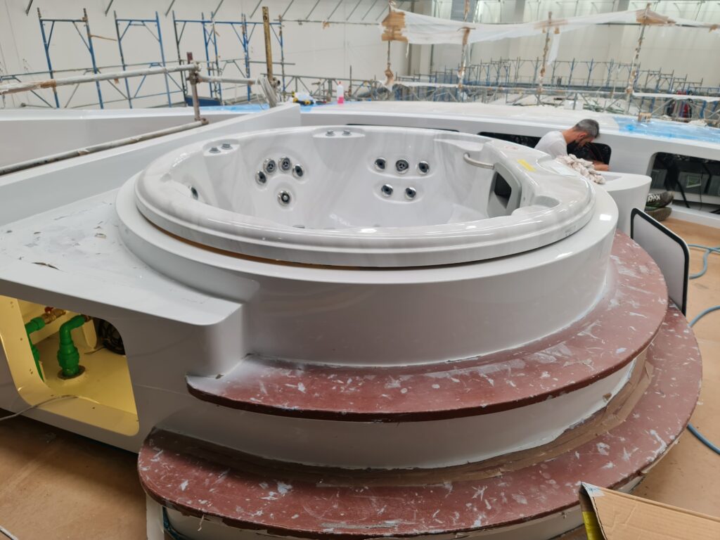 Jacuzzi design created by Woltz Nautic 
